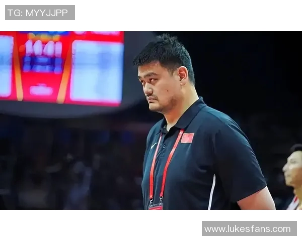 无敌的姚明：从篮球场到人生舞台的传奇之路与不屈精神