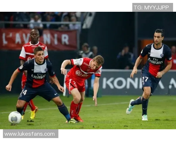 沃尔夫斯堡客场告捷，继续追赶德甲前四名航迹紧追